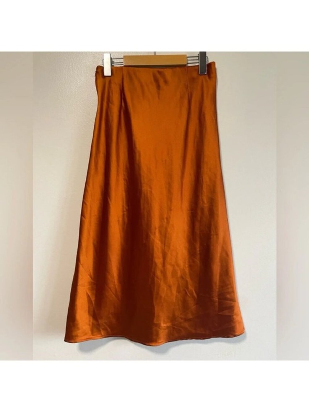 E.ssue Satiny  Orange Rust A Line Midi Skirt w Button Details & Front Slit - Med - Picture 5 of 8